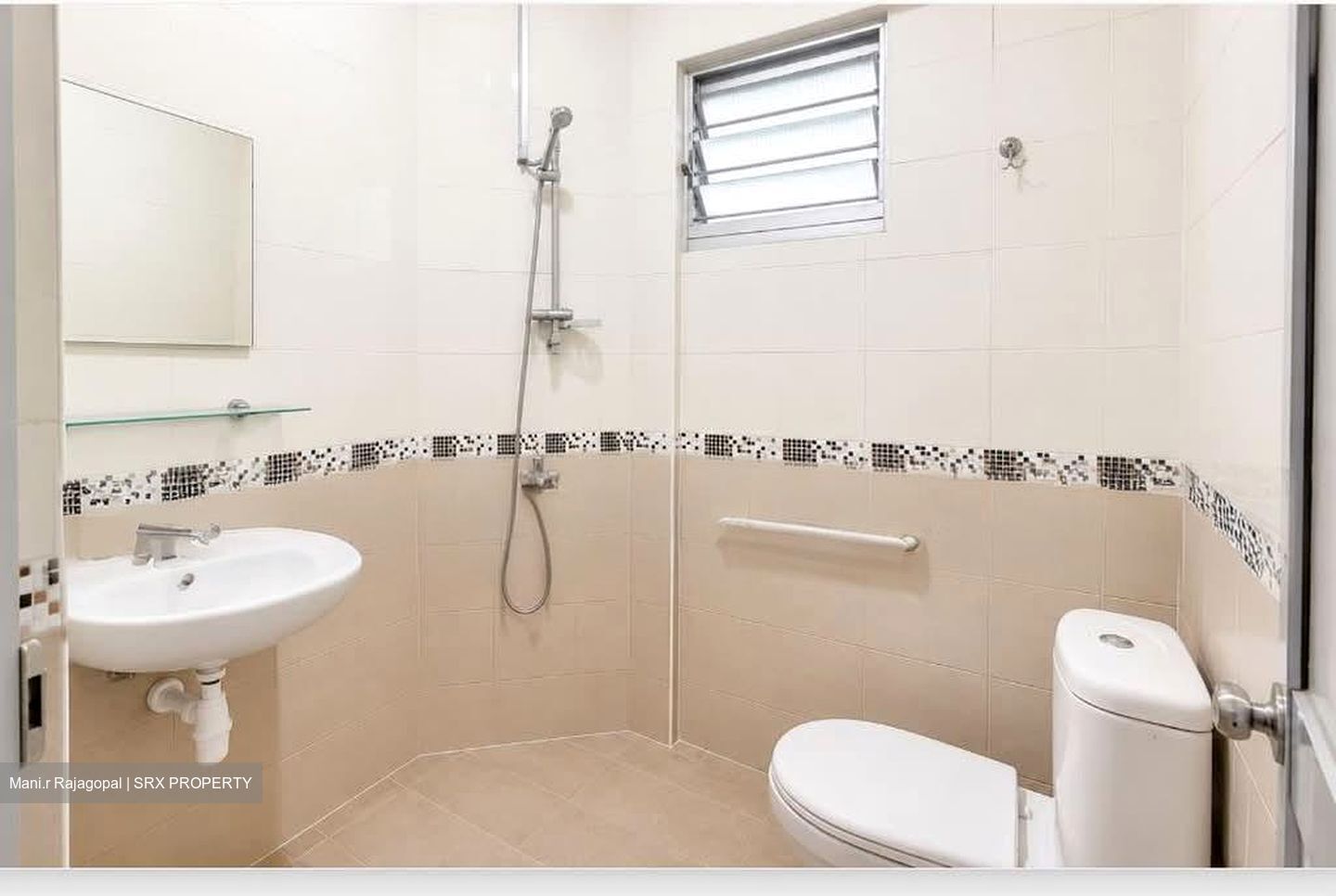 Blk 211 Jurong East Street 21 (Jurong East), HDB 3 Rooms #568273281